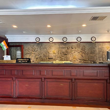 Maharani Hotel Kozhikode Exteriör bild