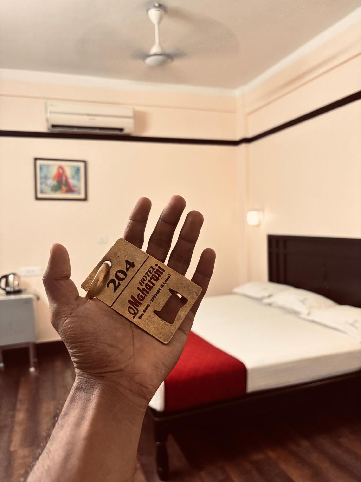 Maharani Hotel Kozhikode Exteriör bild