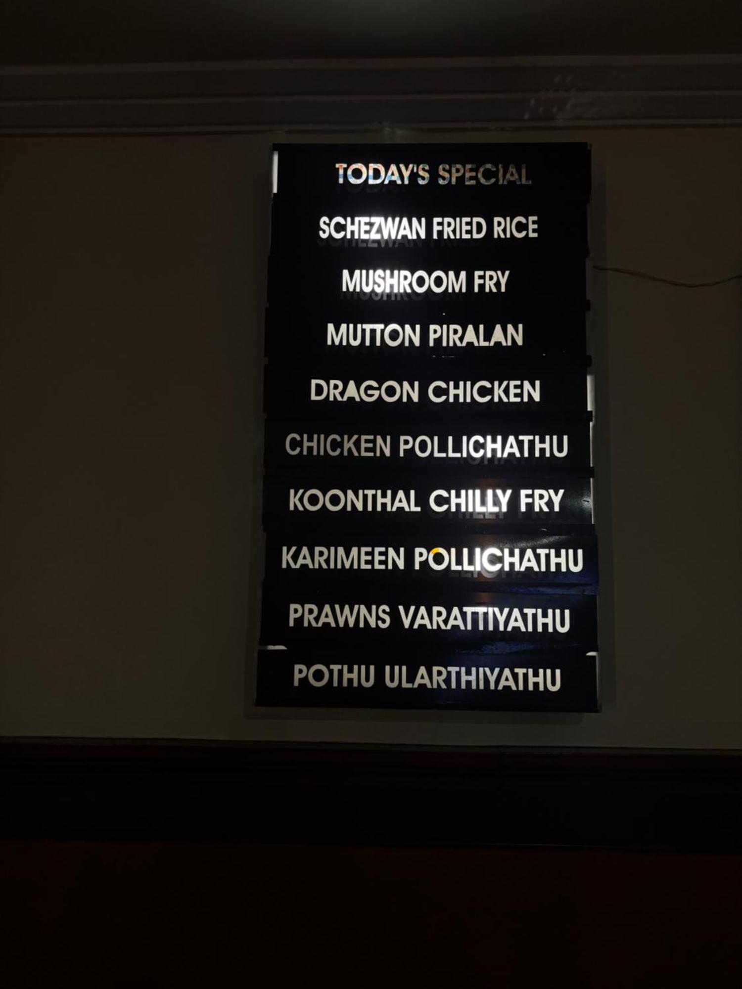 Maharani Hotel Kozhikode Exteriör bild