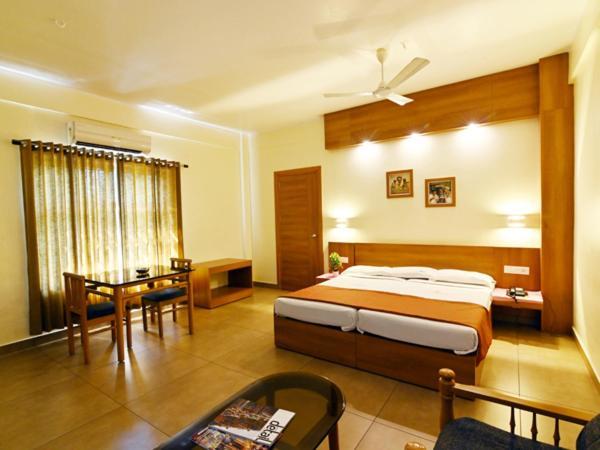 Maharani Hotel Kozhikode Exteriör bild